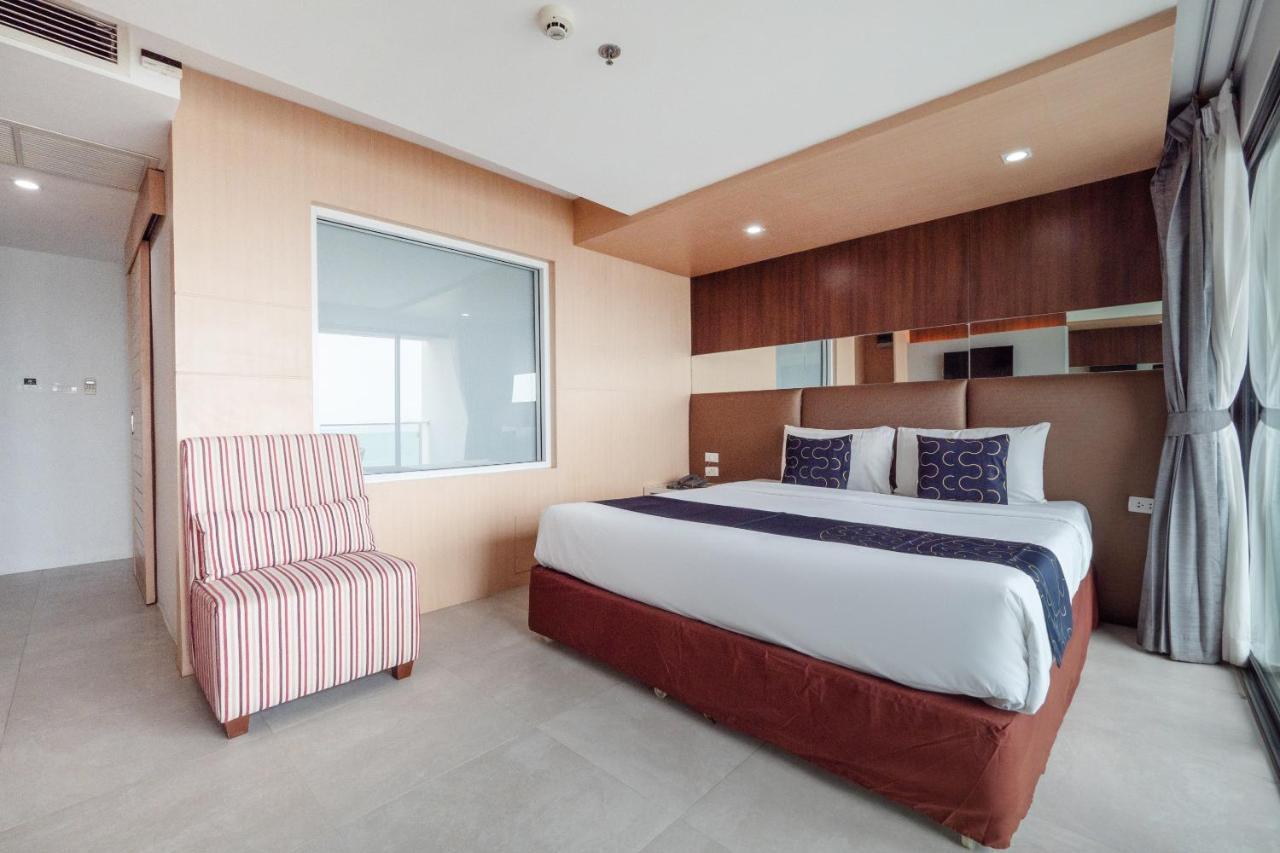 Capital O 1088 Golden Dragon Beach Resort Bang Lamung Exterior photo