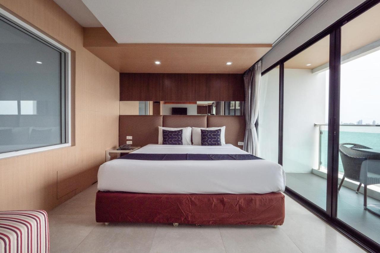 Capital O 1088 Golden Dragon Beach Resort Bang Lamung Exterior photo
